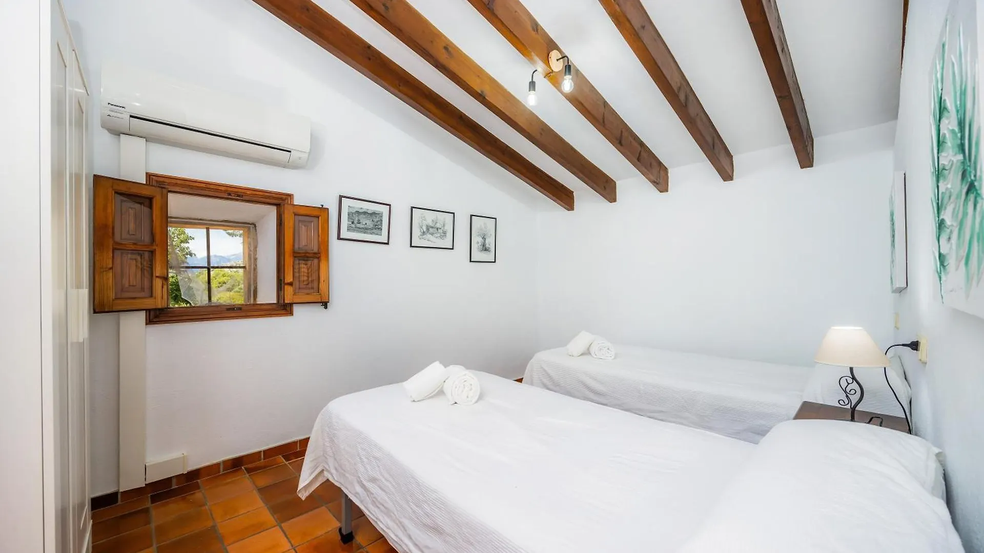Villa Piedra Pollenca 0*,