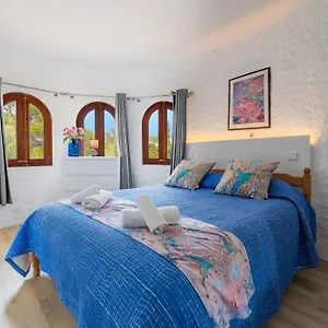 Falco Villa